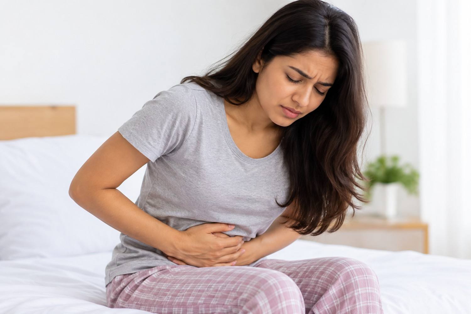 women with scar endometriosis pain